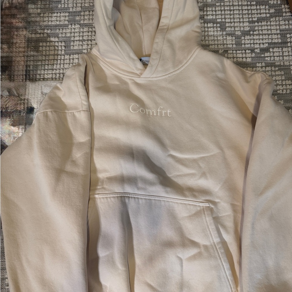 Comfrt Women's Cream Hoodie
